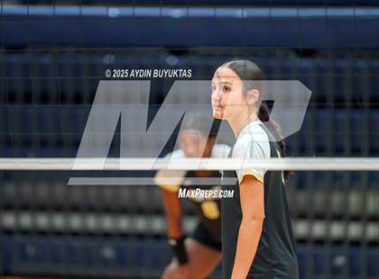 Thumbnail 2 in Lake Highlands vs. Plano East photogallery.