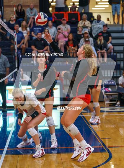 Thumbnail 1 in Lake Highlands vs. Plano East photogallery.