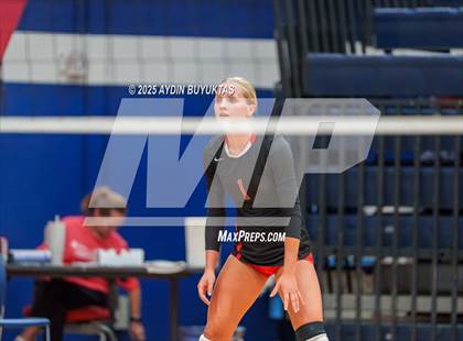 Thumbnail 3 in Lake Highlands vs. Plano East photogallery.