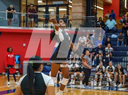 Thumbnail 2 in Lake Highlands vs. Plano East photogallery.