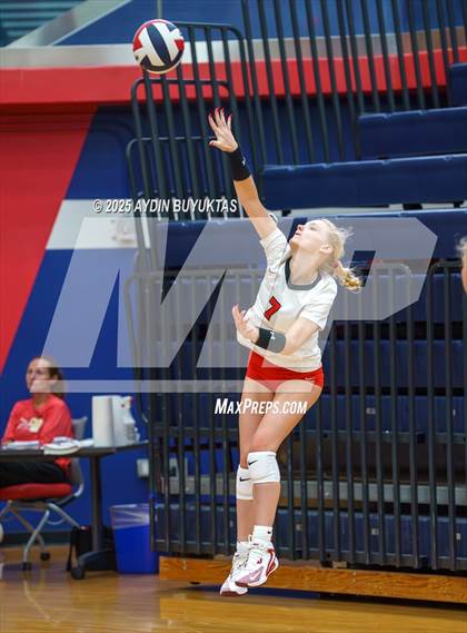 Thumbnail 1 in Lake Highlands vs. Plano East photogallery.