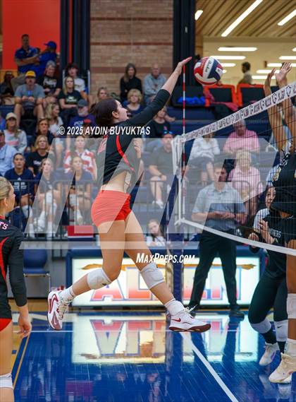 Thumbnail 3 in Lake Highlands vs. Plano East photogallery.