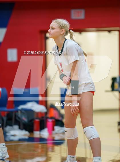 Thumbnail 1 in Lake Highlands vs. Plano East photogallery.