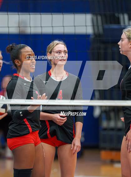 Thumbnail 1 in Lake Highlands vs. Plano East photogallery.