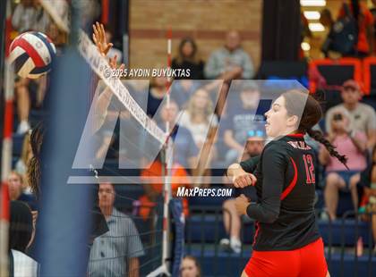Thumbnail 3 in Lake Highlands vs. Plano East photogallery.