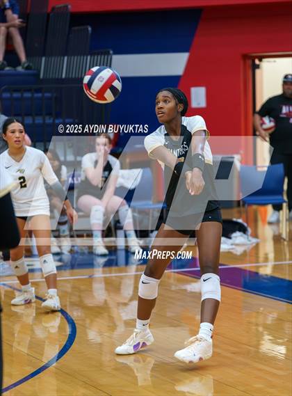 Thumbnail 1 in Lake Highlands vs. Plano East photogallery.