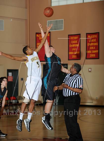 Thumbnail 1 in Godinez vs. Malibu (MaxPreps Holiday Classic) photogallery.