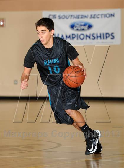Thumbnail 3 in Godinez vs. Malibu (MaxPreps Holiday Classic) photogallery.