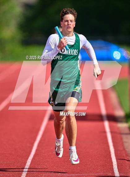 Thumbnail 3 in Northland Christian Relays (4x400M Mixed) photogallery.