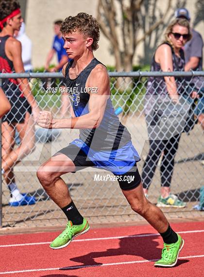 Thumbnail 1 in Northland Christian Relays (4x400M Mixed) photogallery.