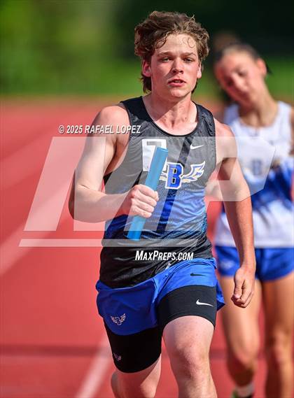 Thumbnail 2 in Northland Christian Relays (4x400M Mixed) photogallery.