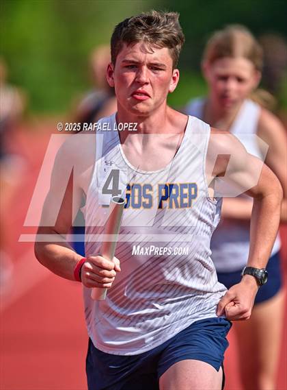 Thumbnail 1 in Northland Christian Relays (4x400M Mixed) photogallery.