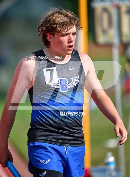 Thumbnail 3 in Northland Christian Relays (4x400M Mixed) photogallery.