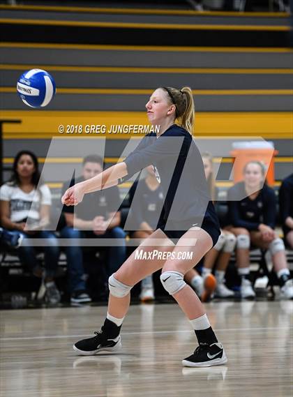 Thumbnail 3 in Marin Catholic vs. Branson photogallery.