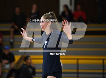 Thumbnail 2 in Marin Catholic vs. Branson photogallery.
