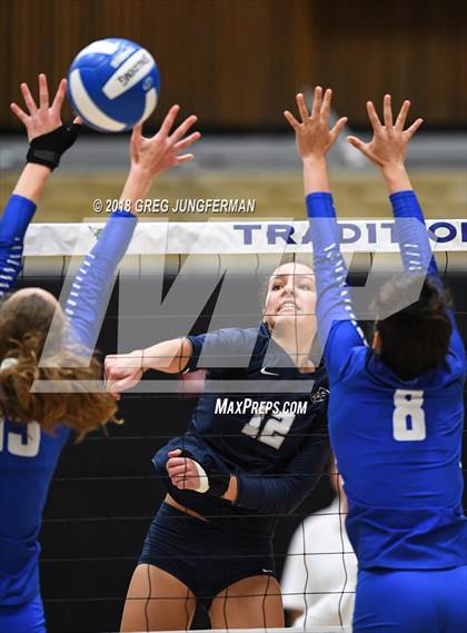 Thumbnail 3 in Marin Catholic vs. Branson photogallery.