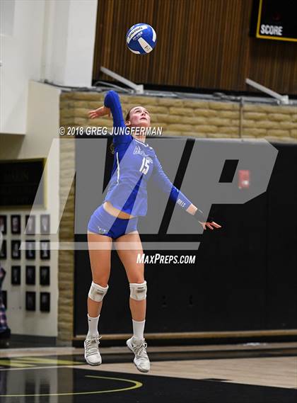 Thumbnail 3 in Marin Catholic vs. Branson photogallery.
