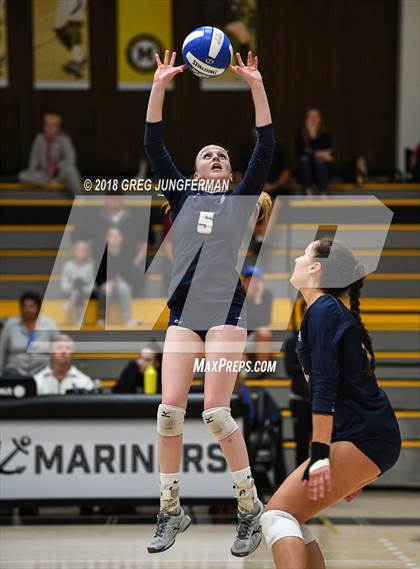 Thumbnail 3 in Marin Catholic vs. Branson photogallery.