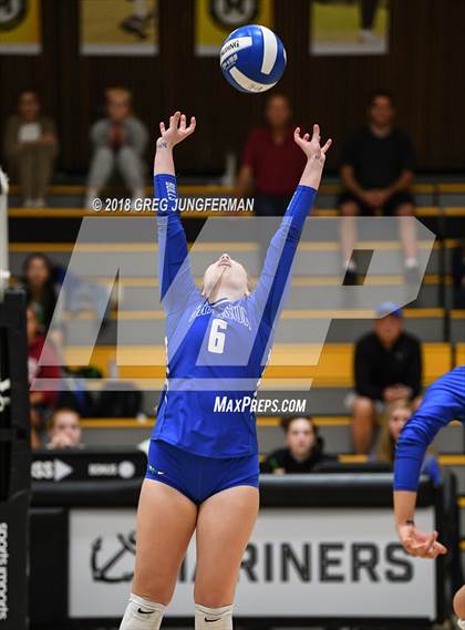 Thumbnail 3 in Marin Catholic vs. Branson photogallery.