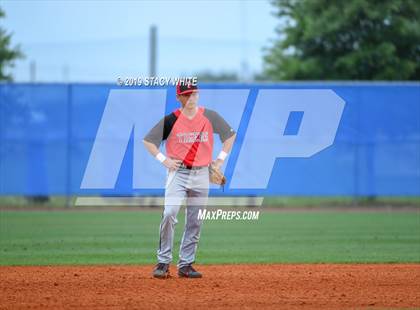 Thumbnail 2 in Palmetto vs. Leon (IMG National Classic) photogallery.