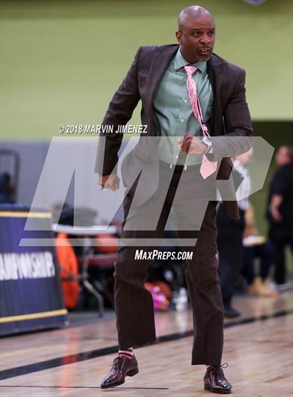 Thumbnail 2 in Jefferson vs. Gardena (CIF LACS D3 Final) photogallery.