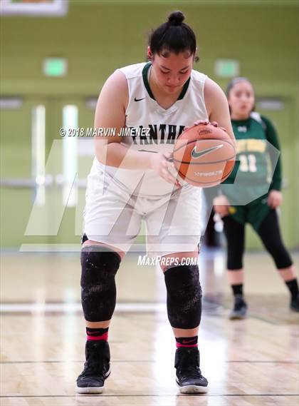 Thumbnail 2 in Jefferson vs. Gardena (CIF LACS D3 Final) photogallery.