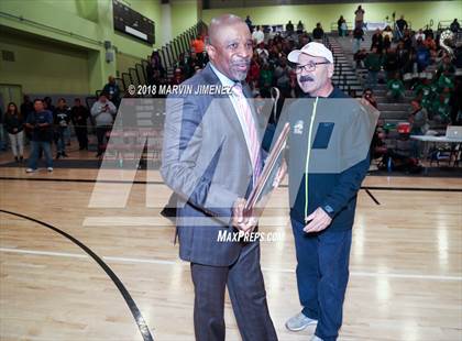 Thumbnail 2 in Jefferson vs. Gardena (CIF LACS D3 Final) photogallery.