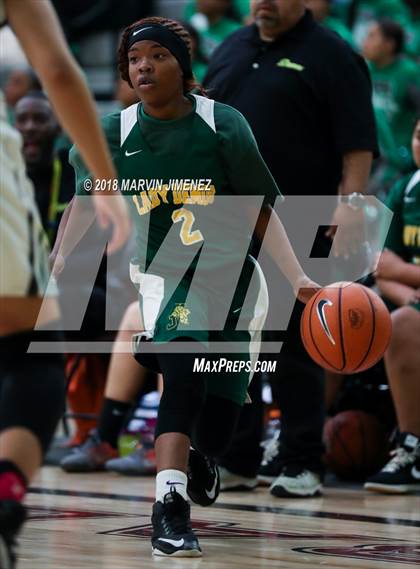 Thumbnail 2 in Jefferson vs. Gardena (CIF LACS D3 Final) photogallery.