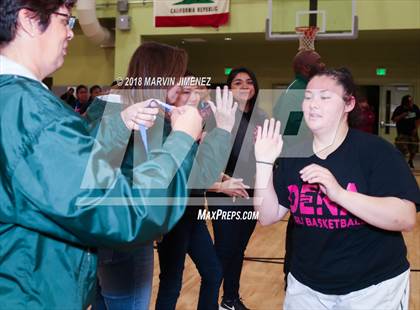 Thumbnail 3 in Jefferson vs. Gardena (CIF LACS D3 Final) photogallery.