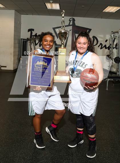 Thumbnail 3 in Jefferson vs. Gardena (CIF LACS D3 Final) photogallery.