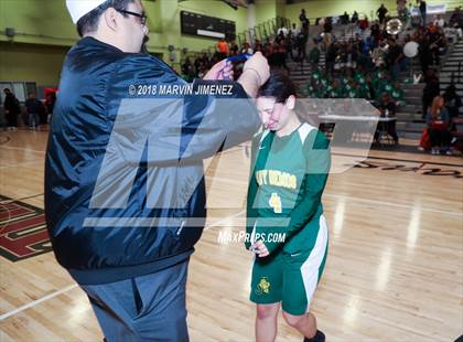 Thumbnail 2 in Jefferson vs. Gardena (CIF LACS D3 Final) photogallery.