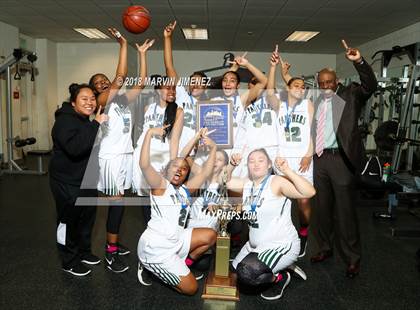 Thumbnail 2 in Jefferson vs. Gardena (CIF LACS D3 Final) photogallery.