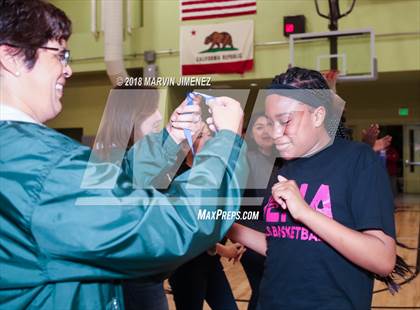 Thumbnail 1 in Jefferson vs. Gardena (CIF LACS D3 Final) photogallery.