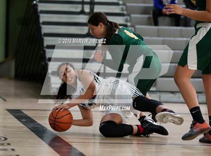 Thumbnail 1 in Jefferson vs. Gardena (CIF LACS D3 Final) photogallery.