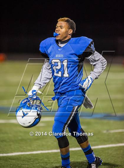 Thumbnail 2 in Edison @ Tuscarora (VHSL Region 5A Playoff) photogallery.