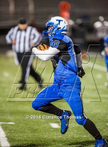 Thumbnail 3 in Edison @ Tuscarora (VHSL Region 5A Playoff) photogallery.