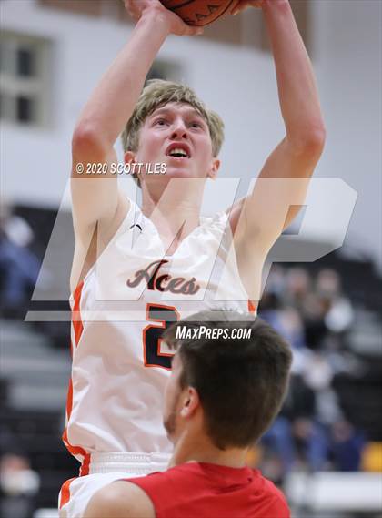 Thumbnail 3 in Fairfield Union vs Amanda-Clearcreek photogallery.