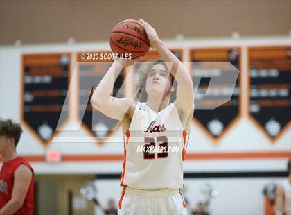 Thumbnail 2 in Fairfield Union vs Amanda-Clearcreek photogallery.