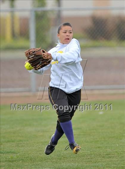 Thumbnail 3 in McClatchy vs. Armijo (River City Tournament) photogallery.