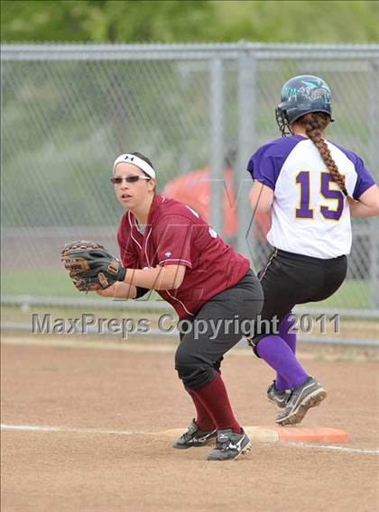 Thumbnail 1 in McClatchy vs. Armijo (River City Tournament) photogallery.