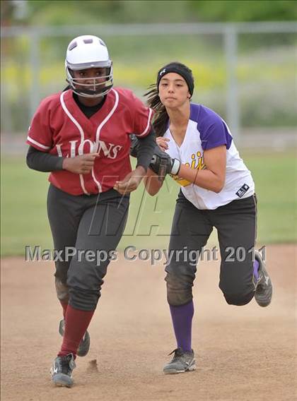 Thumbnail 3 in McClatchy vs. Armijo (River City Tournament) photogallery.