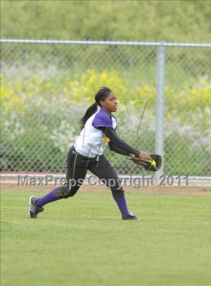 Thumbnail 3 in McClatchy vs. Armijo (River City Tournament) photogallery.