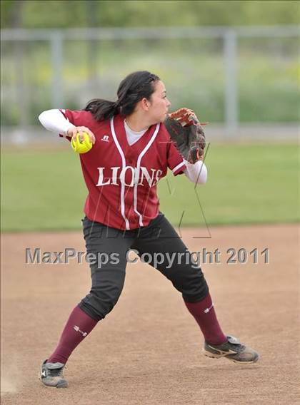 Thumbnail 1 in McClatchy vs. Armijo (River City Tournament) photogallery.