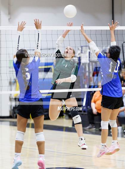Thumbnail 1 in Grace Christian vs Fayetteville Christian (Warrior Fall Showcase) photogallery.