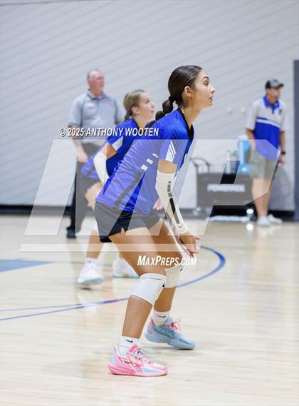 Thumbnail 1 in Grace Christian vs Fayetteville Christian (Warrior Fall Showcase) photogallery.