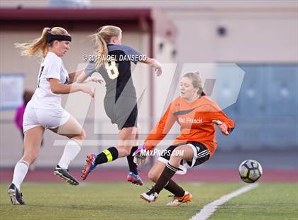 Thumbnail 2 in Mountain View vs. Saint Francis photogallery.