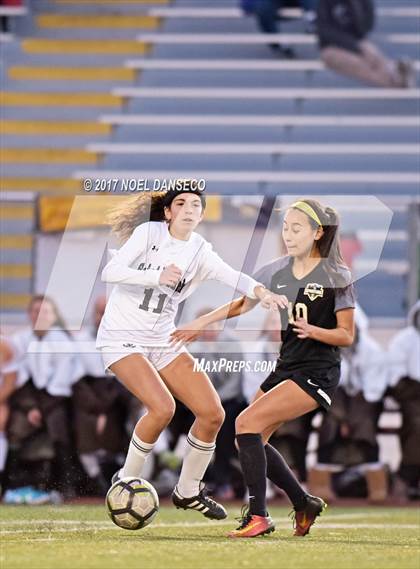 Thumbnail 2 in Mountain View vs. Saint Francis photogallery.