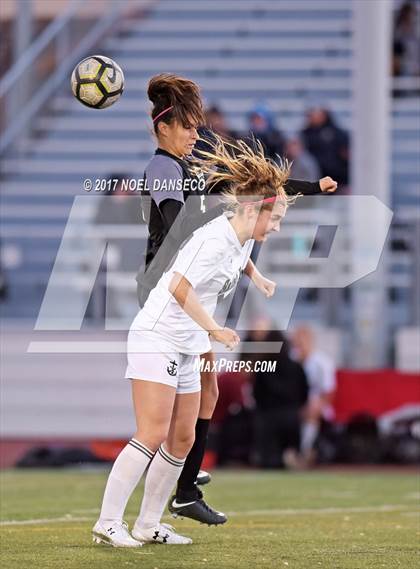 Thumbnail 3 in Mountain View vs. Saint Francis photogallery.