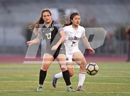 Thumbnail 2 in Mountain View vs. Saint Francis photogallery.