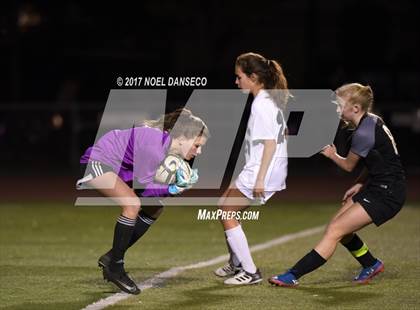 Thumbnail 2 in Mountain View vs. Saint Francis photogallery.